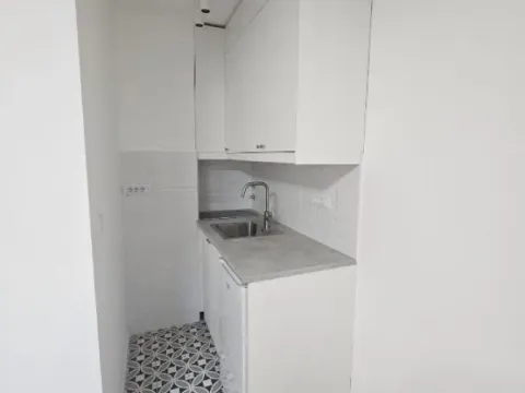 Izdavanje, jednosoban stan, 32m², Cvetni Trg, Vračar Sve Podlokacije - image 3