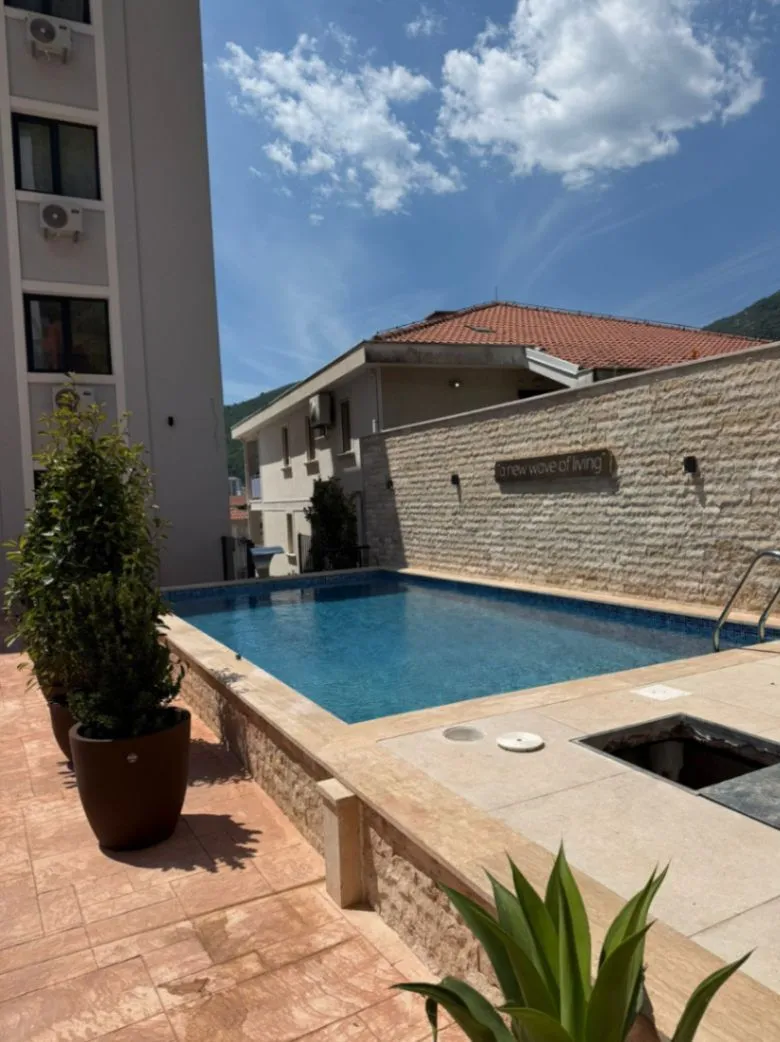 Prodaja, jednosoban stan, 43m2, Podkošljun, Budva