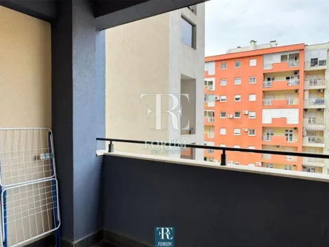 Izdavanje, dvosoban stan, 70m², Master Kvart, Podgorica - image 13