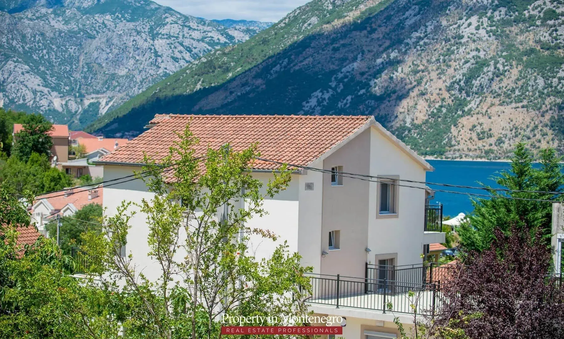 Prodaja, kuća, 350m², Stoliv, Kotor