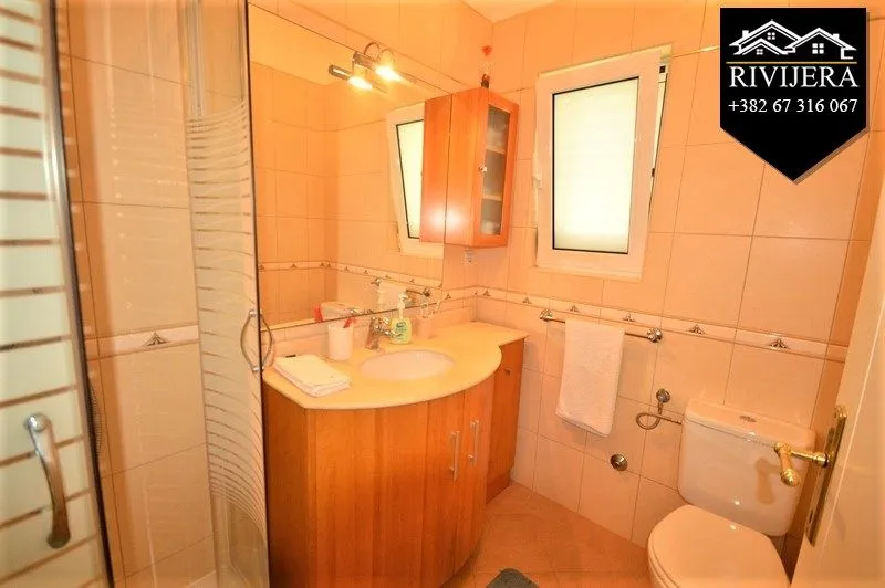 Prodaja, kuća, 169m², Đenovići, Herceg Novi