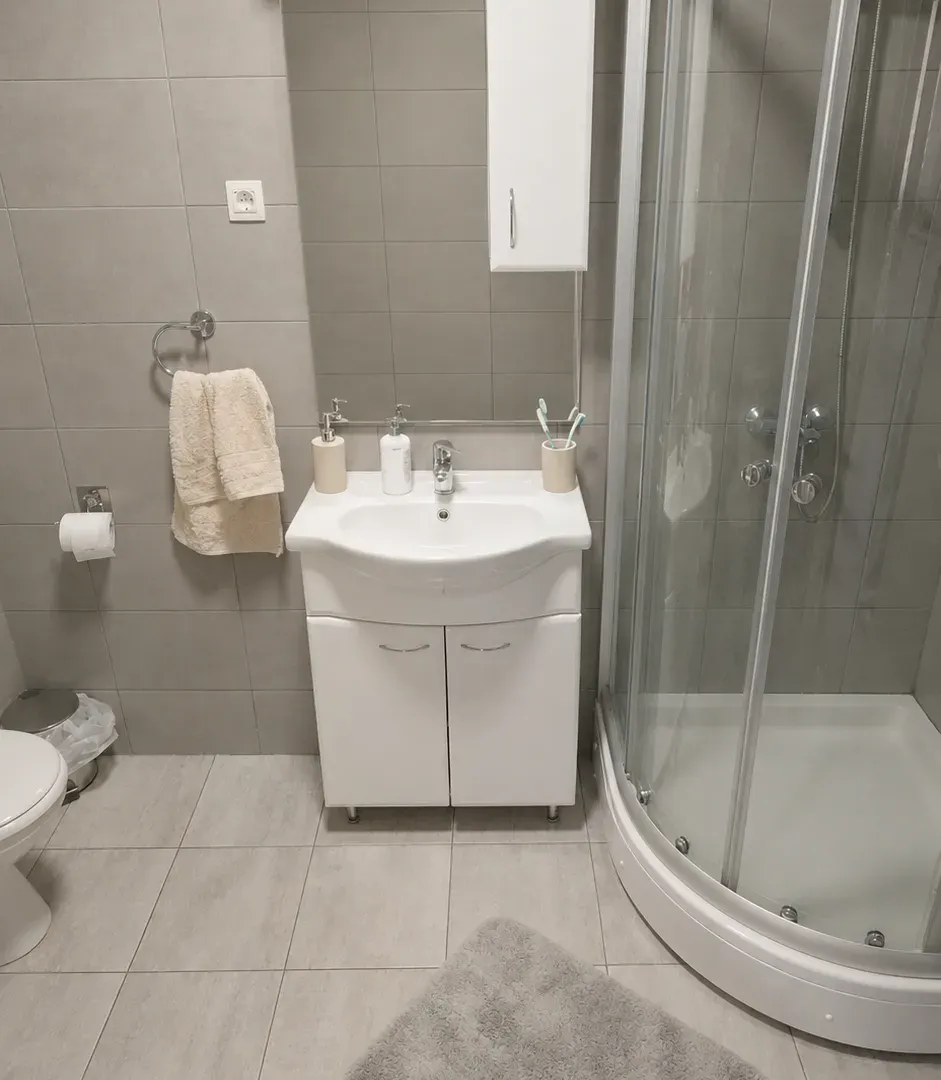 Rent, one bedroom apartment, 62m², Babin Do, Budva