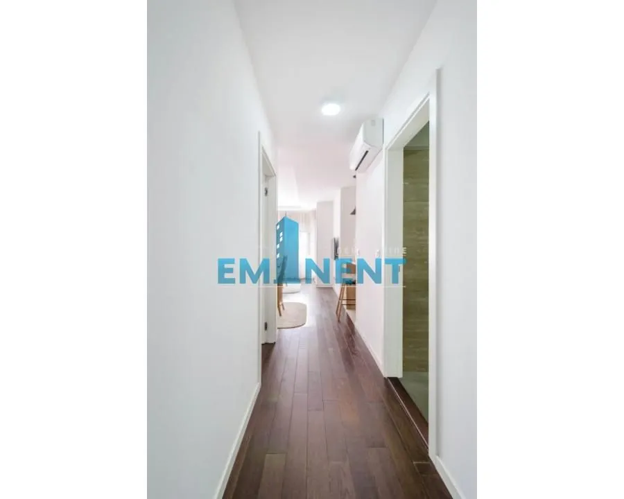 Izdavanje, trosoban stan, 60m², Novi Beograd Blok 67, Novi Beograd Sve Podlokacije