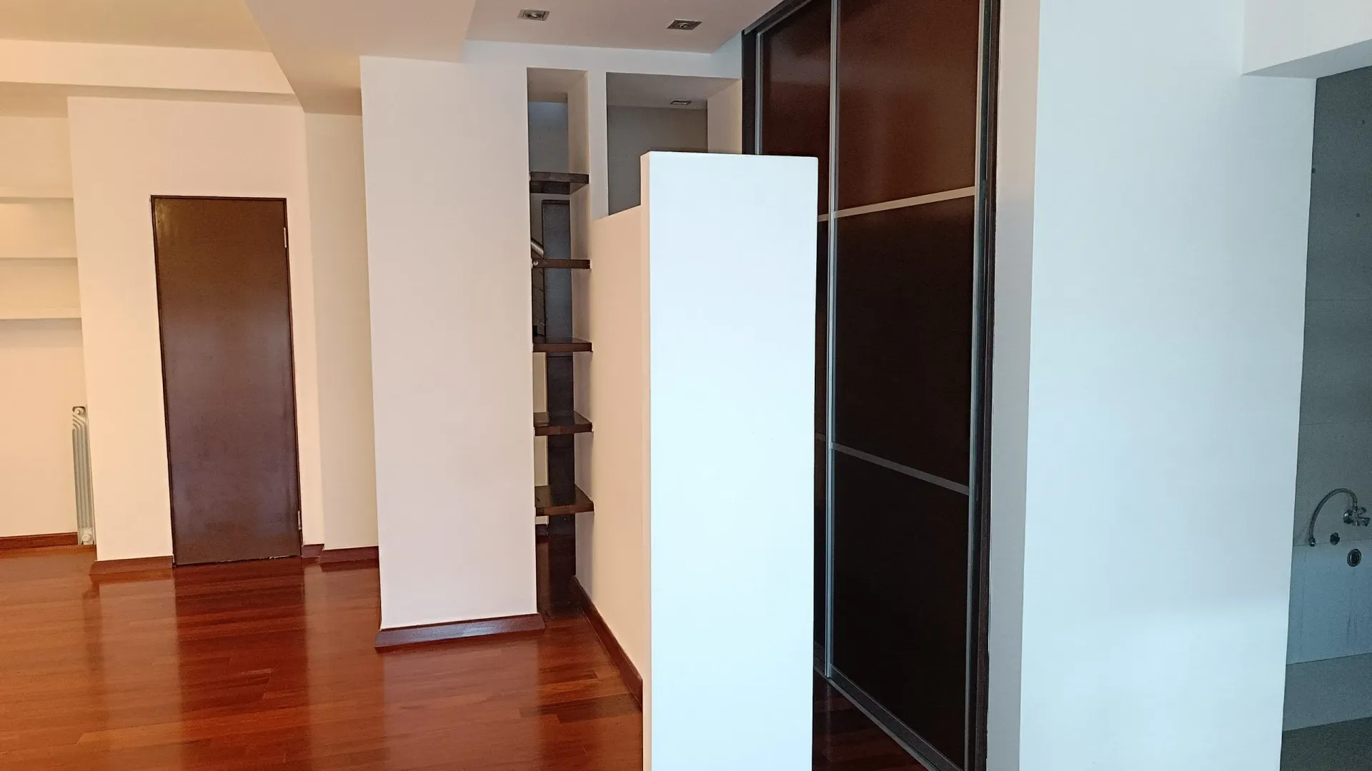 Prodaja, dvosoban stan, 94m², Preko Morače, Podgorica
