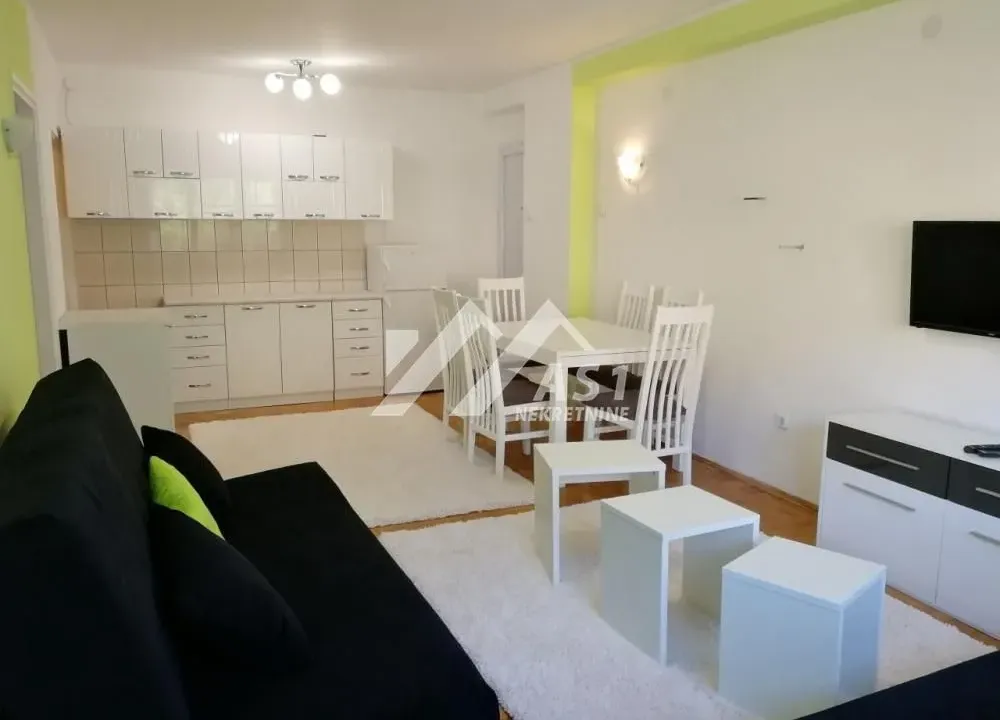 Izdavanje, dvosoban stan, 52m², Novi Sad Sve Podlokacije, Novi Sad