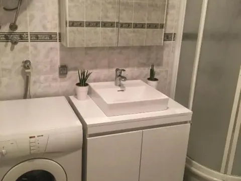 Sale, two bedroom apartment, 75m², Petrovac, Budva - image 11