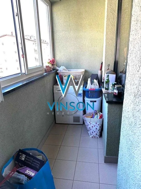 Prodaja, četvorosoban stan, 116m², Grbavica, Novi Sad Sve Podlokacije