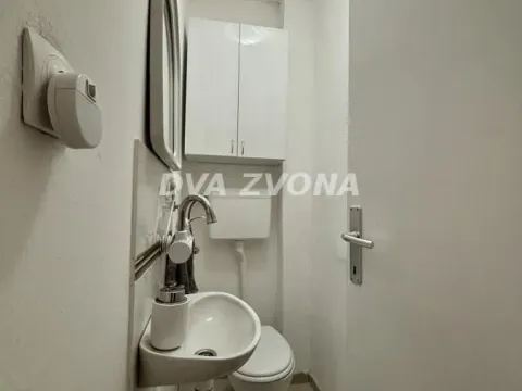 Prodaja, kuća, 239m², Sremska Kamenica, Petrovaradin - image 8