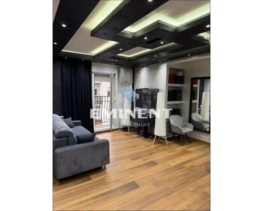 Rent, three bedroom apartment, 60m², Zvezdara Sve Podlokacije, Beograd