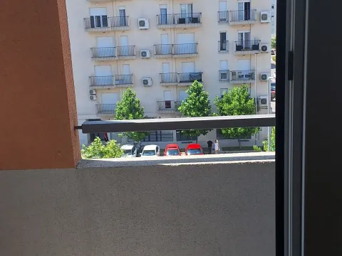Sale, one bedroom apartment, 29m², Stari Aerodrom, Podgorica - image 2