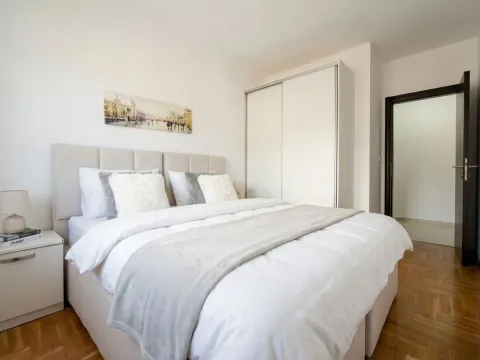 Sale, two bedroom apartment, 42m², Budva, Crna Gora - image 12