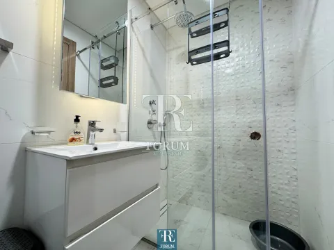 Rent, one bedroom apartment, 50m², Master Kvart, Podgorica - image 9