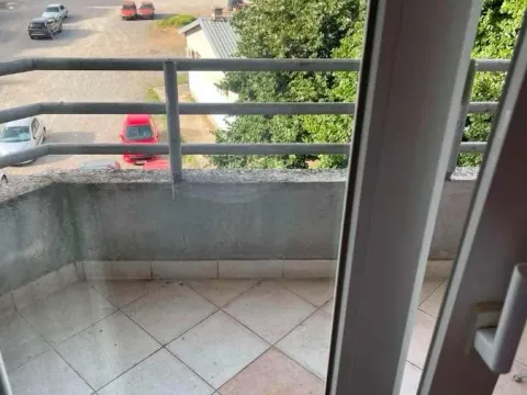 Izdavanje, jednosoban stan, 36m², Stari Aerodrom, Podgorica - image 8