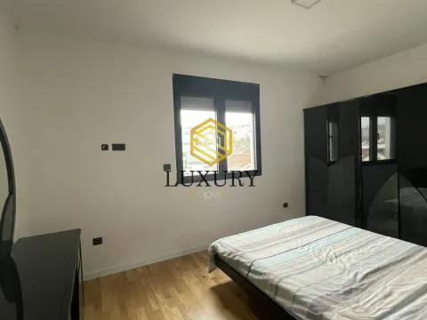 Rent, two bedroom apartment, 120m², Dalmatinska ulica, Podgorica - image 8