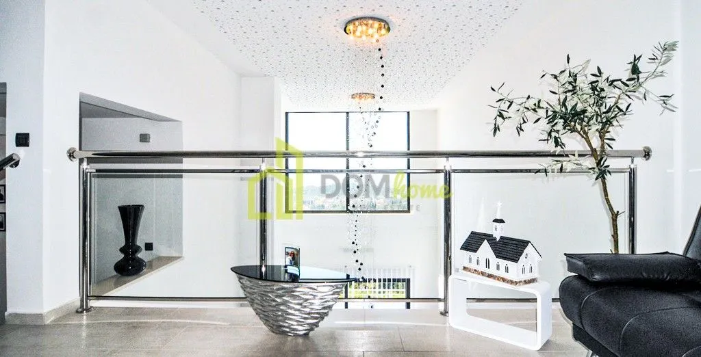 Prodaja, kuća, 369m², Tivat, Crna Gora