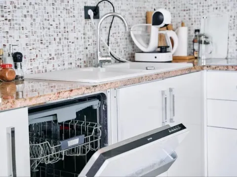 Rent, two bedroom apartment, 120m², Centar, Budva - image 9