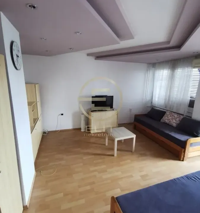 Izdavanje, jednosoban stan, 52m², Liman 3, Novi Sad Sve Podlokacije