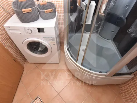 Rent, one bedroom apartment, 42m², 1 maj, Podgorica - image 11