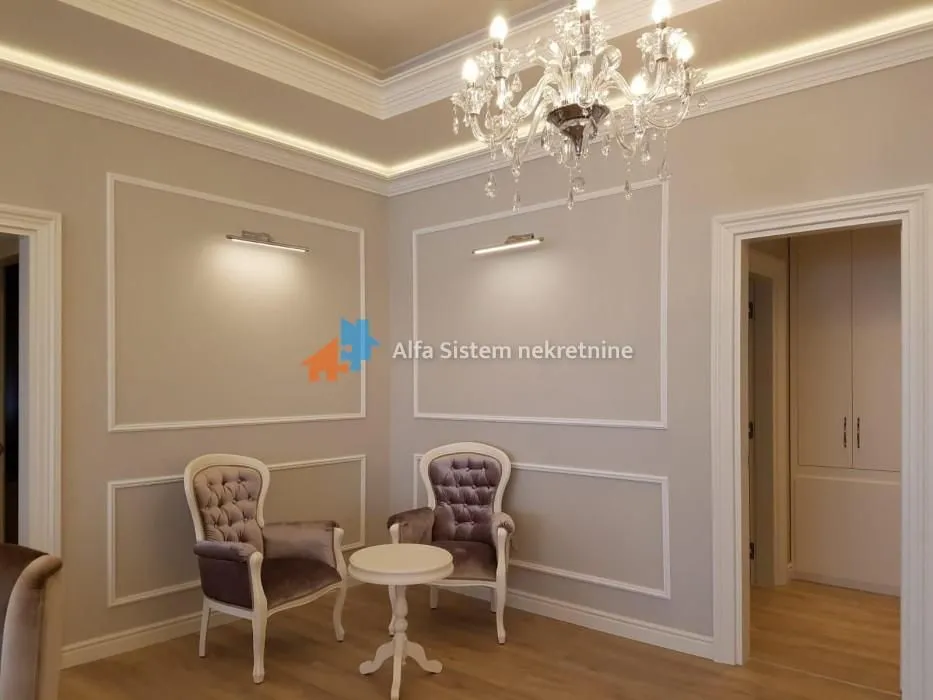 Izdavanje, stan, 215m², Savski Venac, Beograd