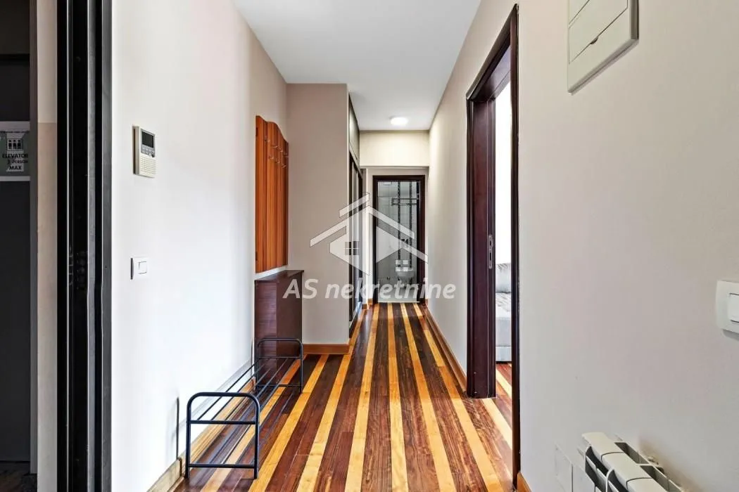 Rent, two bedroom apartment, 64m², Savski Venac, Beograd