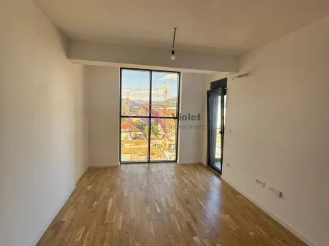 Prodaja, dvosoban stan, 63m², Stari Aerodrom, Podgorica - image 2