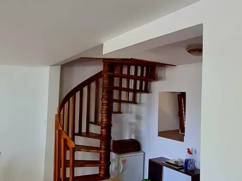 Izdavanje, kuća, 90m², Tripovići, Tivat - image 3