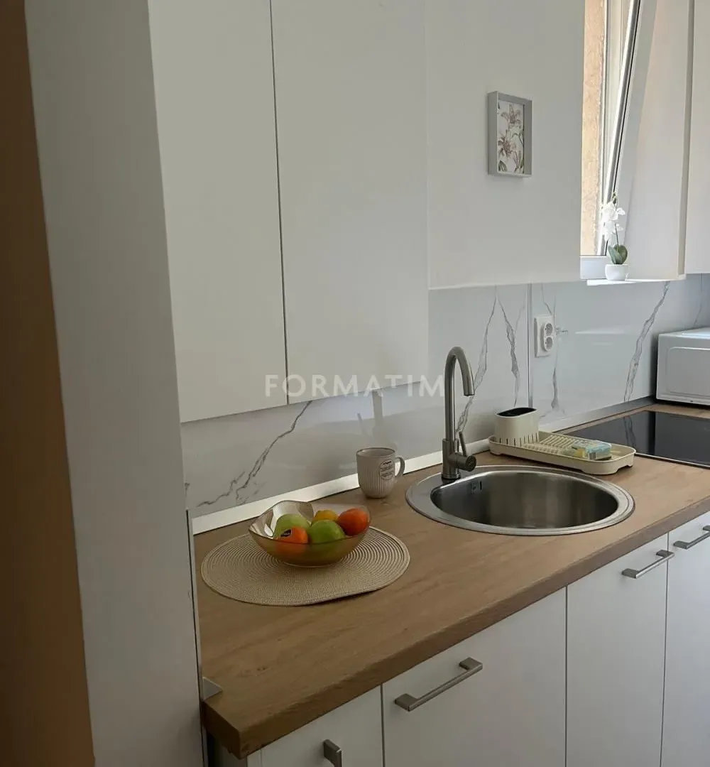 Rent, one bedroom apartment, 40m², Stari Grad, Beograd