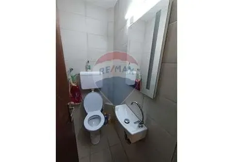 Izdavanje, poslovni prostor, Niš, Srbija - image 4