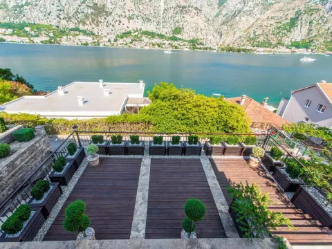 Sale, apartment, 510m², Muo, Kotor - image 2