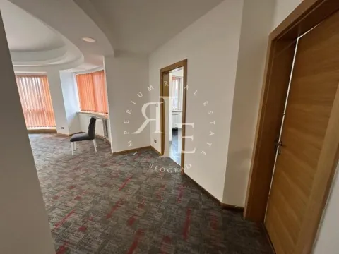 Izdavanje, poslovni prostor, 197m², Novi Beograd Sve Podlokacije, Beograd - image 12