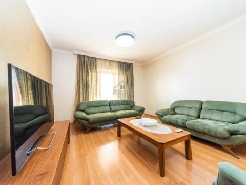 Sale, house, 200m², Rogami, Podgorica - image 11