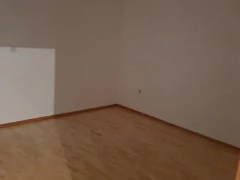 Izdavanje, četvorosoban stan, 116m², Palilula, Niš - image 14