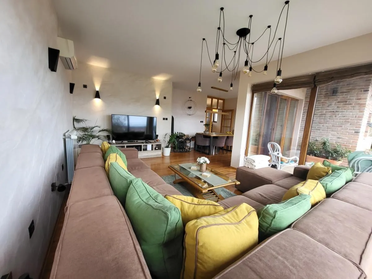 Prodaja, kuća, 165m², Sremska Kamenica, Petrovaradin