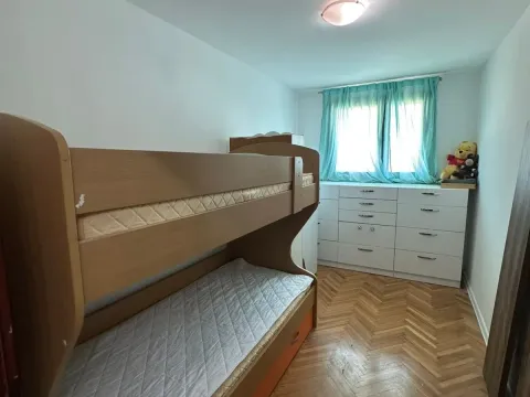 Rent, three bedroom apartment, 105m², Centar, Bar - image 8