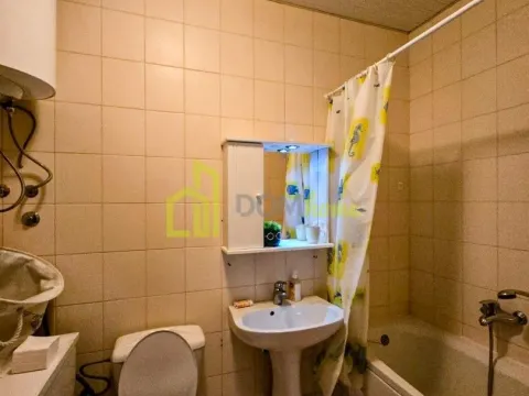 Prodaja, jednosoban stan, 65m², Risan, Kotor - image 8