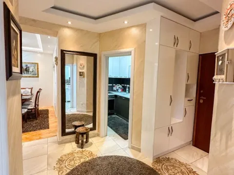 Prodaja, dvosoban stan, 74m², Ljubović, Podgorica - image 8