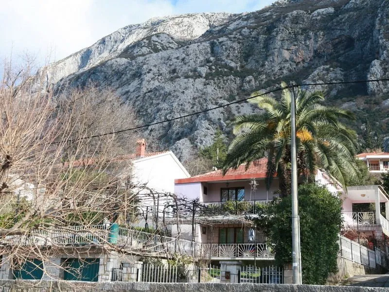 Prodaja, kuća, 220m², Dobrota, Kotor