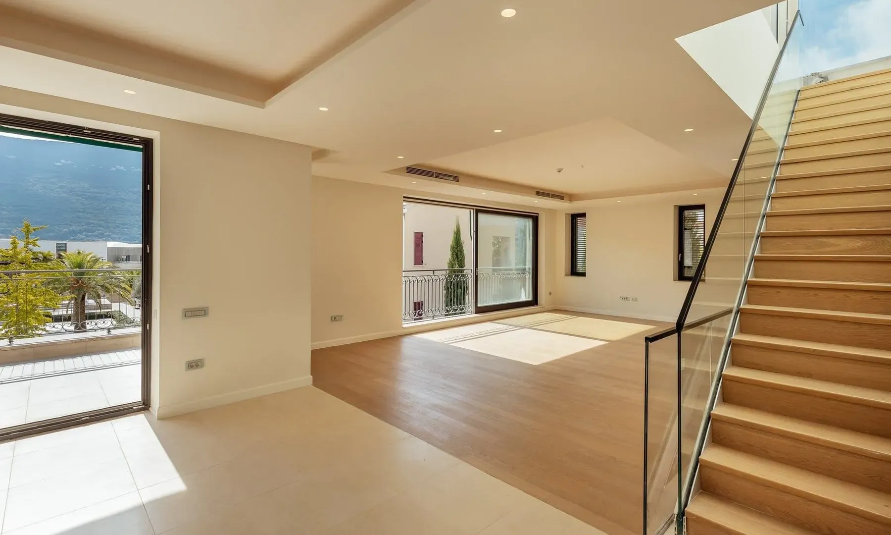 Prodaja, kuća, 325m², Portonovi, Herceg Novi