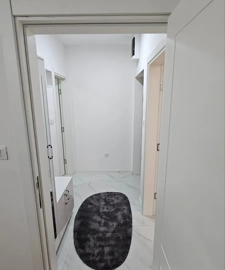 Izdavanje, jednosoban stan, 45m², Zabjelo, Podgorica