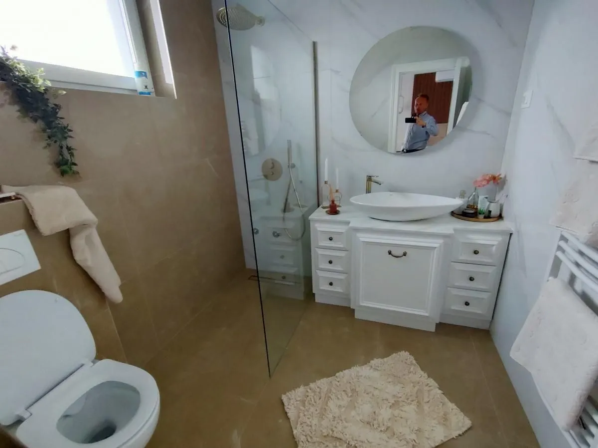 Prodaja, kuća, 200m², Veternik, Novi Sad Sve Podlokacije
