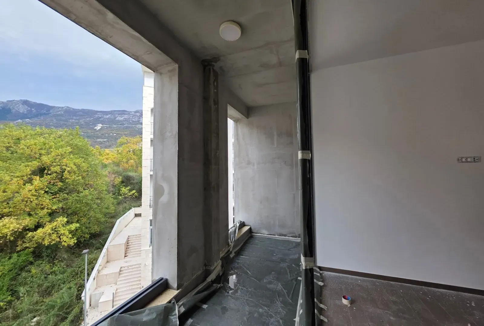 Sale, two bedroom apartment, 105m², Bečići, Budva