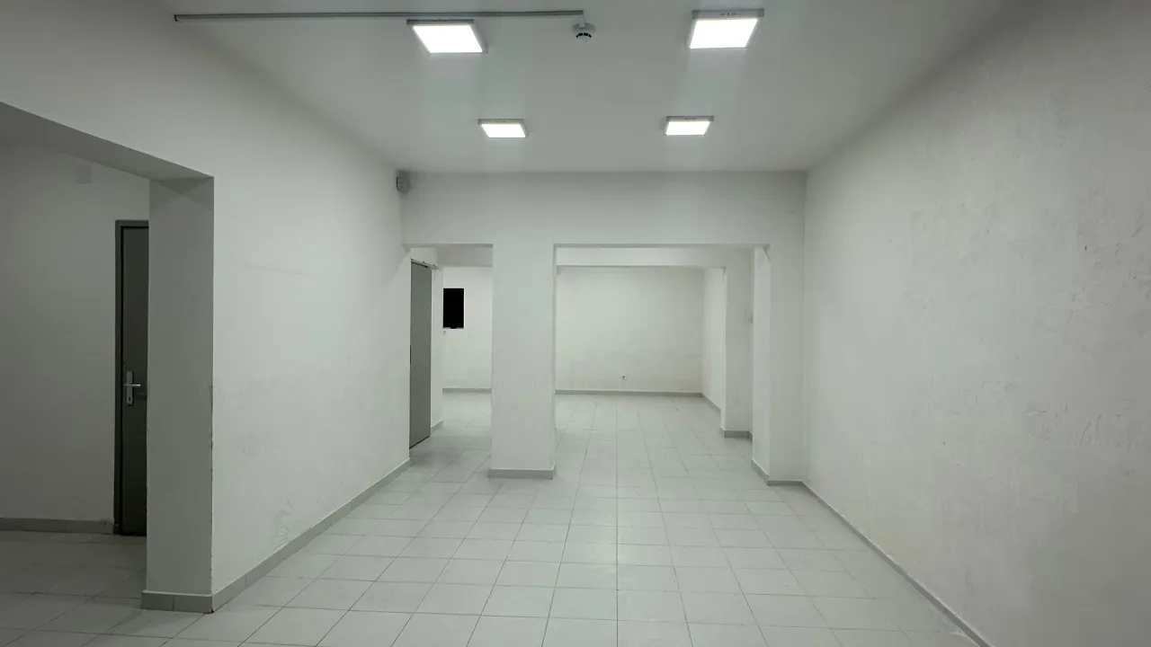 Rent, office space, 110m², Dumidran, Tivat