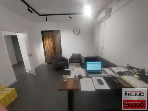Rent, office space, 110m², Kej, Novi Sad Sve Podlokacije - image 11