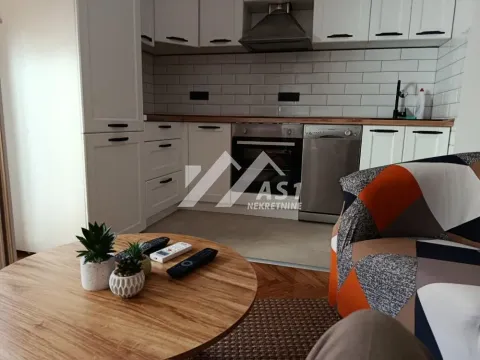 Rent, two bedroom apartment, 47m², Bulevar Oslobodjenja, Novi Sad Sve Podlokacije - image 5