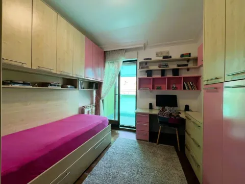 Rent, three bedroom apartment, 130m², Stari Aerodrom, Podgorica - image 8