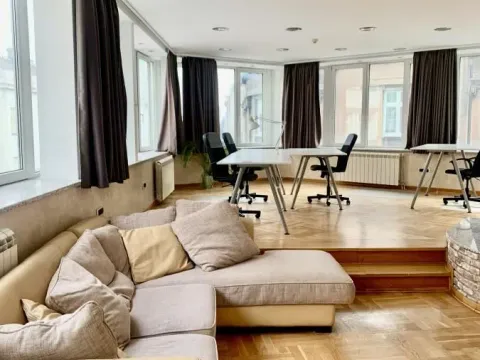 Rent, office space, 230m², Topličin venac, Beograd