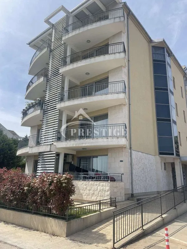 Rent, two bedroom apartment, 90m², Gorica C, Podgorica