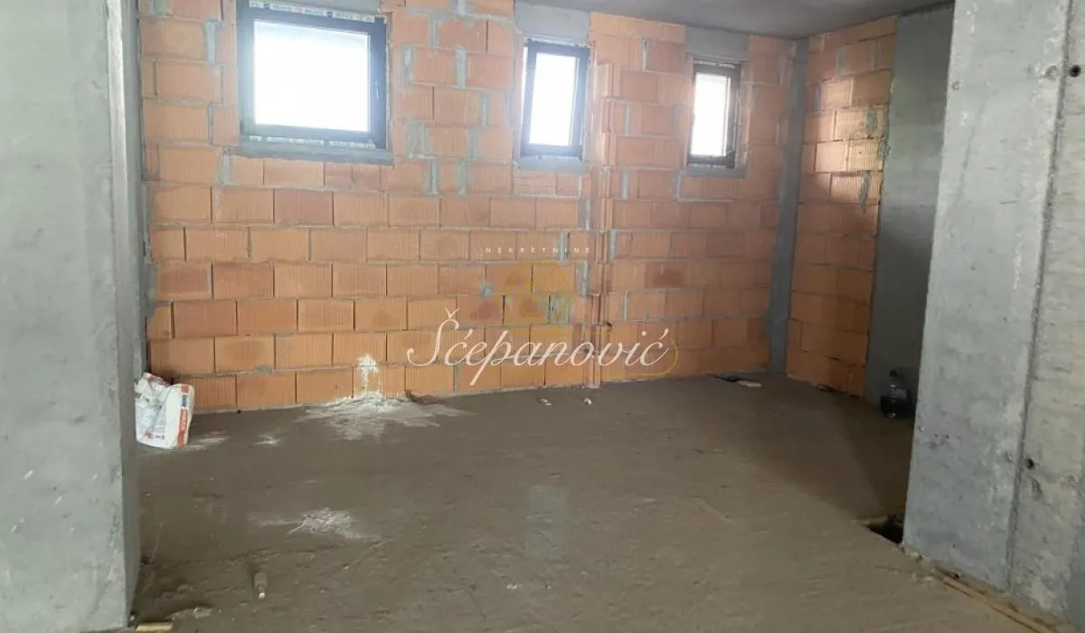 Sale, office space, 215m², Rotkvarija, Novi Sad Sve Podlokacije