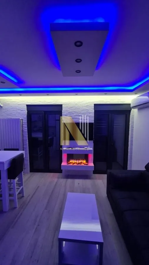 Izdavanje, dvosoban stan, 45m², Bulevar Oslobodjenja, Novi Sad Sve Podlokacije