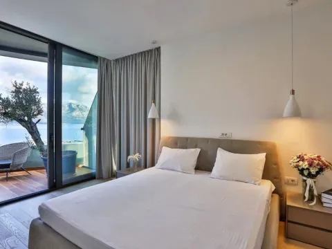 Izdavanje, dvosoban stan, 117m², Centar, Budva - image 3